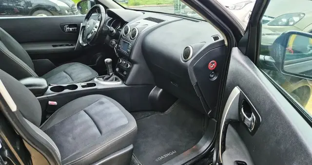 NISSAN Qashqai 1.6 I-Way