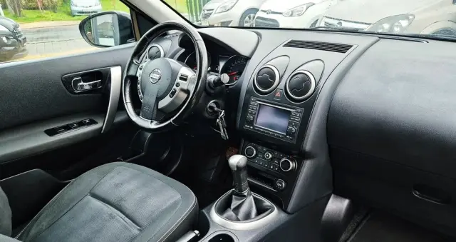 NISSAN Qashqai 1.6 I-Way