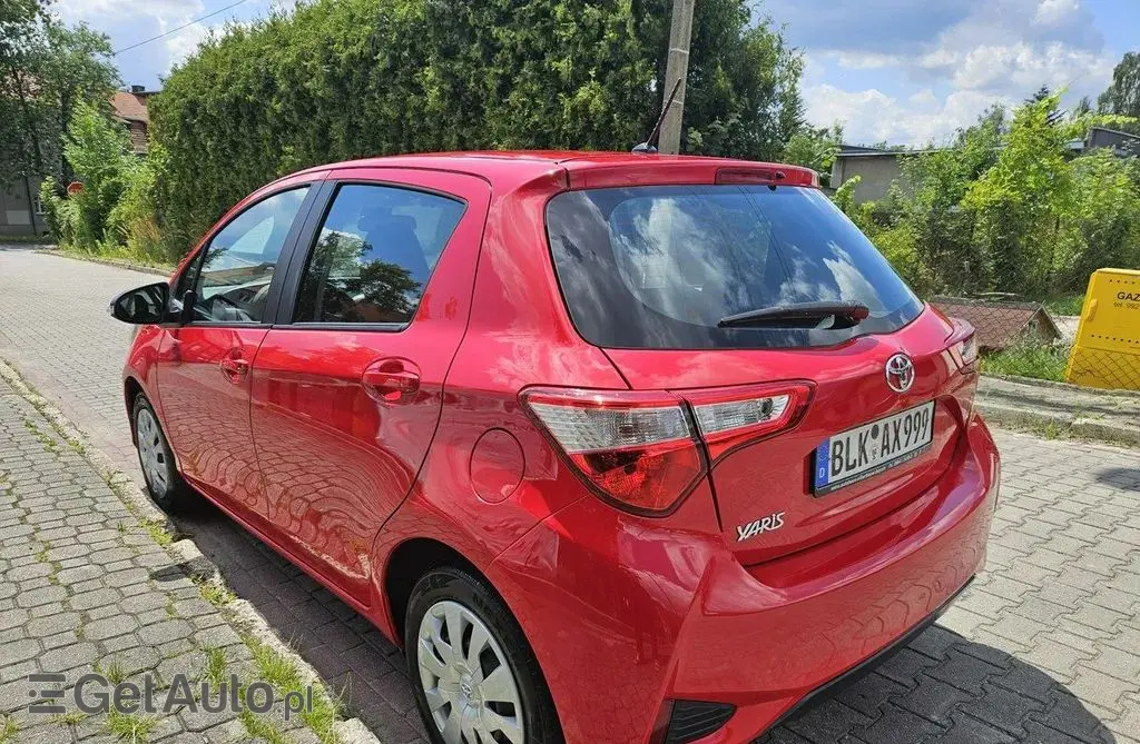 TOYOTA Yaris 