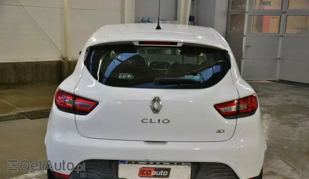RENAULT Clio 