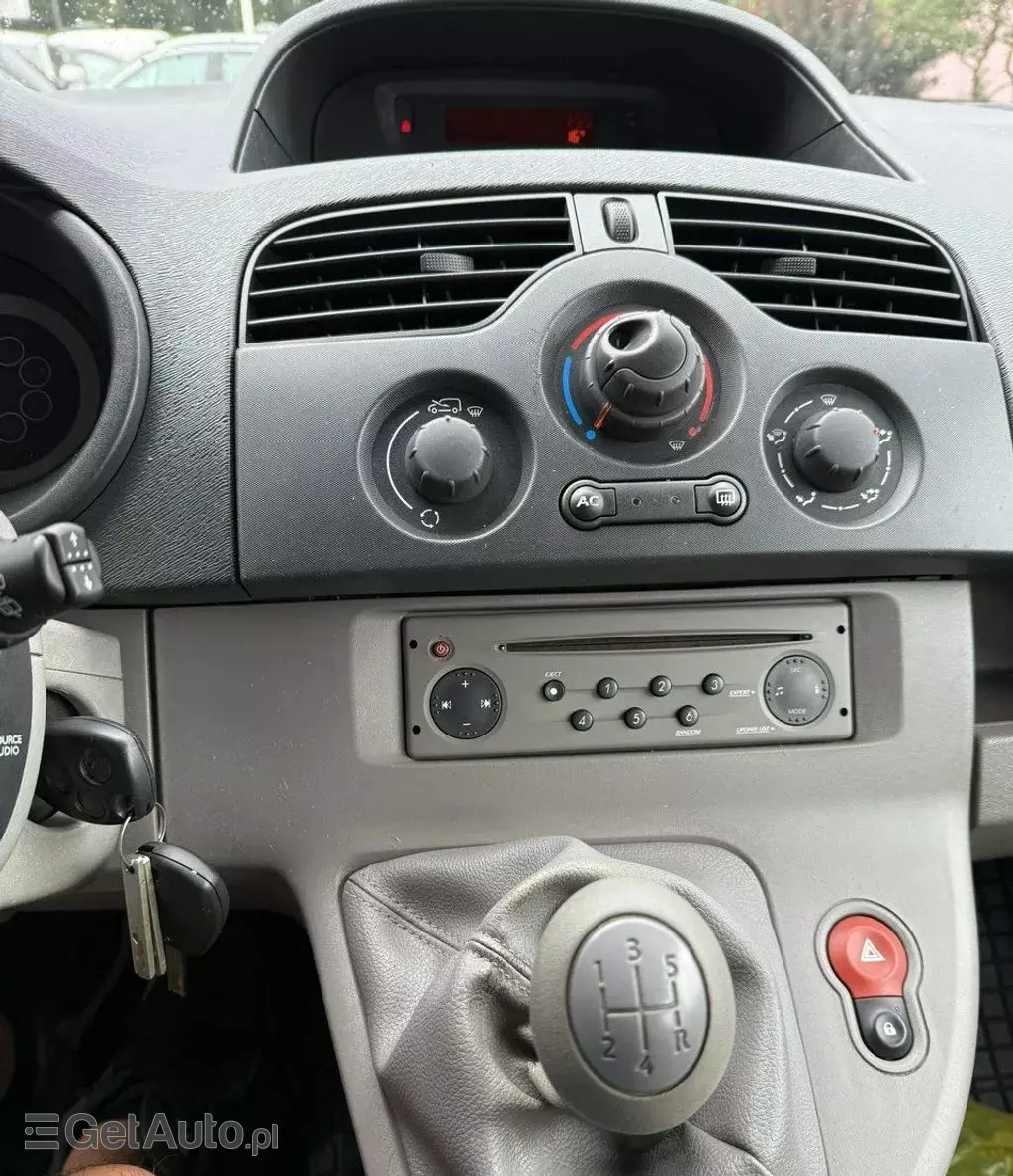 RENAULT Kangoo 