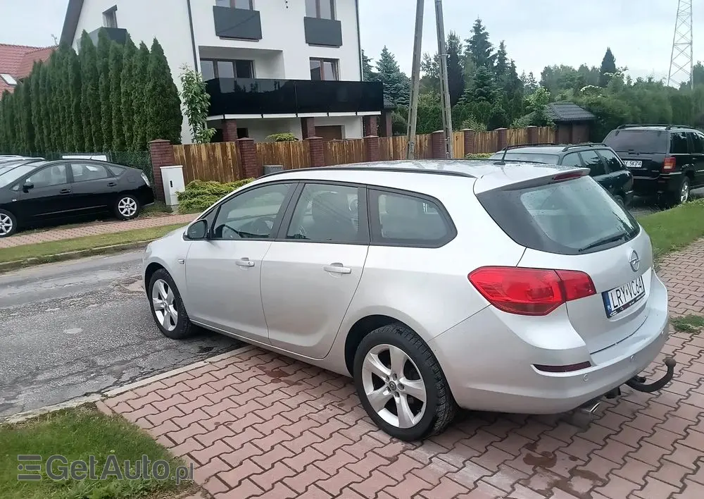 OPEL Astra 1.4 Turbo Cosmo