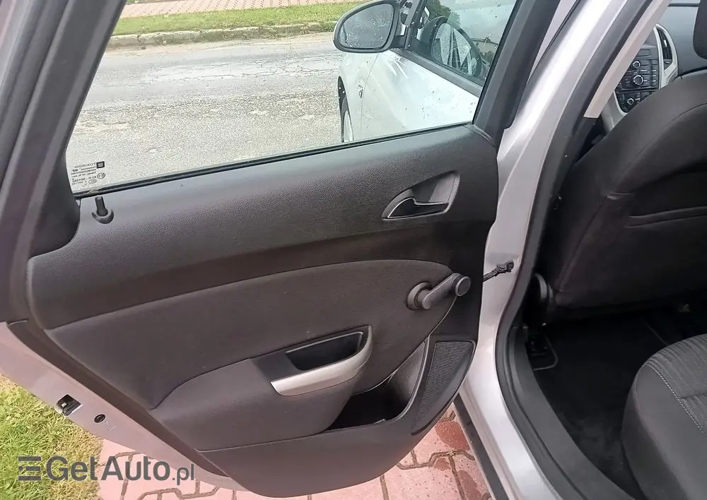 OPEL Astra 1.4 Turbo Cosmo