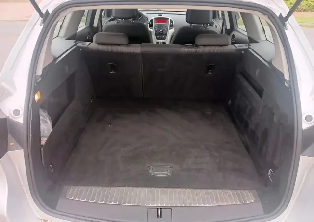 OPEL Astra 1.4 Turbo Cosmo