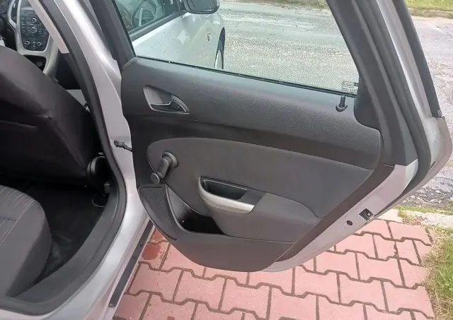 OPEL Astra 1.4 Turbo Cosmo