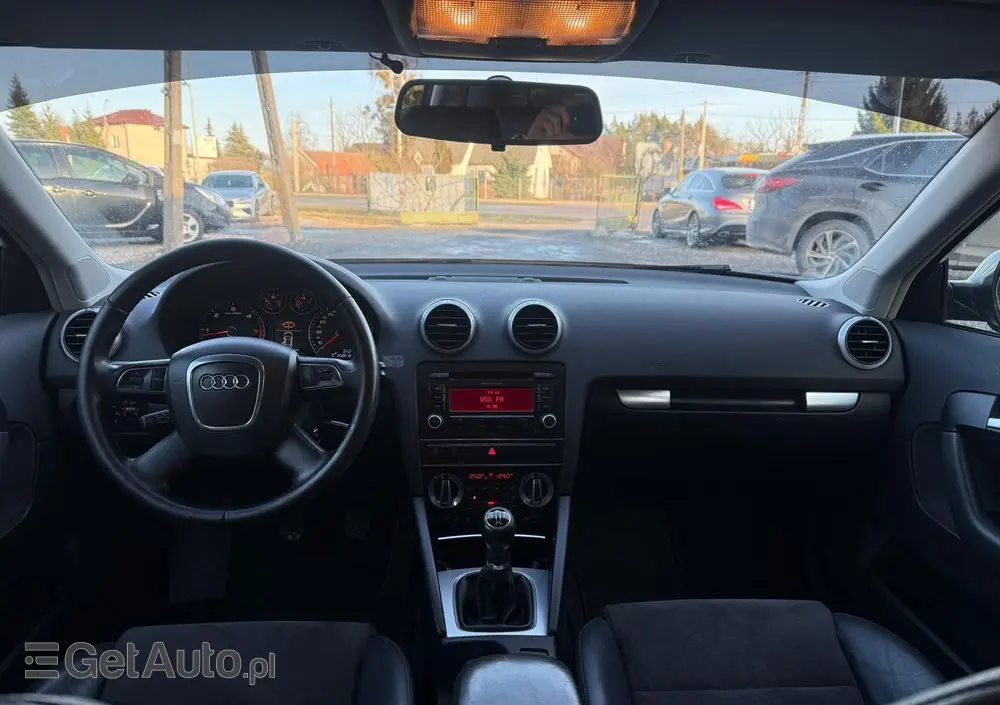 AUDI A3 Sportback 1.6 TDI DPF Attraction