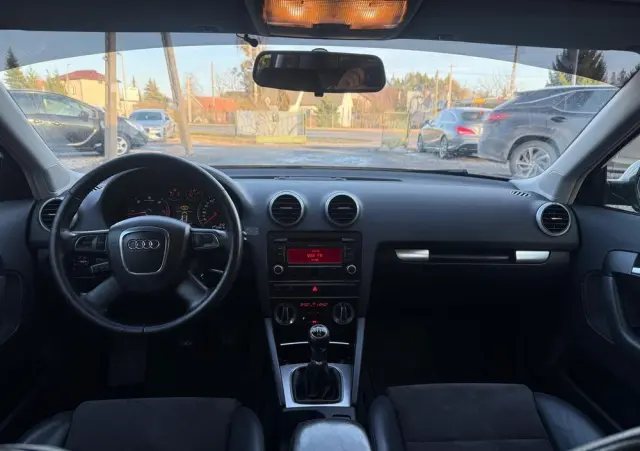 AUDI A3 Sportback 1.6 TDI DPF Attraction