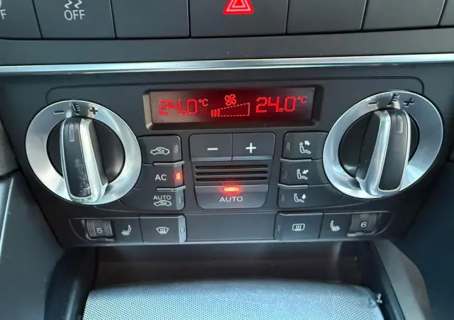 AUDI A3 Sportback 1.6 TDI DPF Attraction