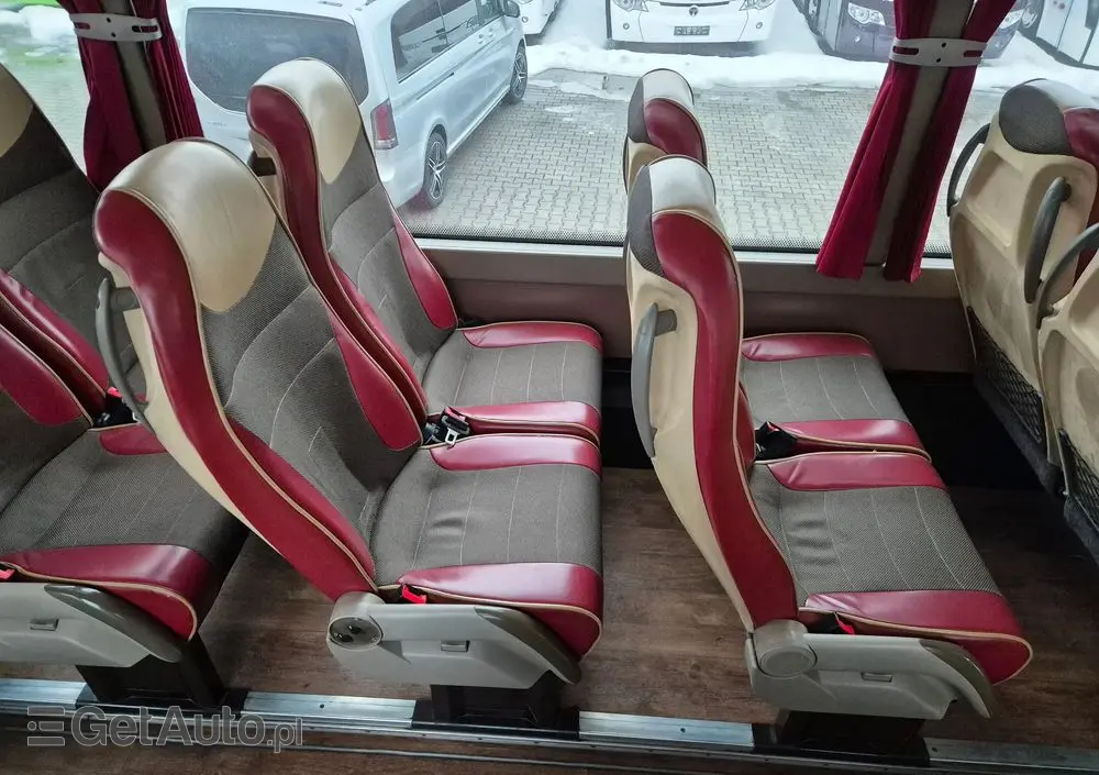 IVECO IRISBUS MAGELYS / SPROWADZONY / WINDA / EURO 5 / 61 MIEJSC 