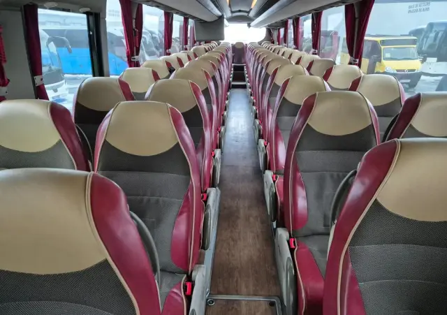 IVECO IRISBUS MAGELYS / SPROWADZONY / WINDA / EURO 5 / 61 MIEJSC 