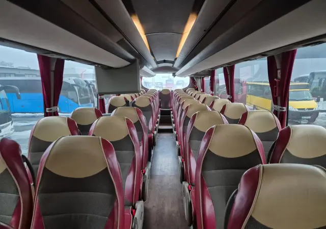 IVECO IRISBUS MAGELYS / SPROWADZONY / WINDA / EURO 5 / 61 MIEJSC 