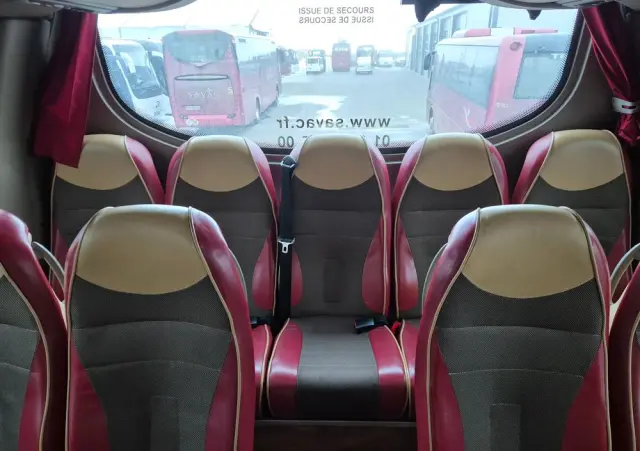 IVECO IRISBUS MAGELYS / SPROWADZONY / WINDA / EURO 5 / 61 MIEJSC 