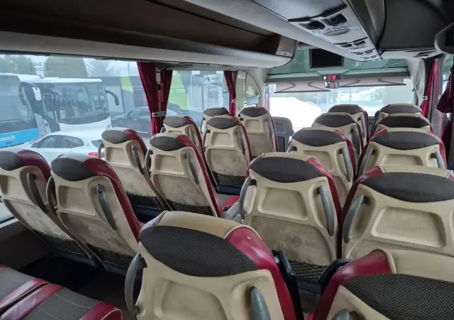 IVECO IRISBUS MAGELYS / SPROWADZONY / WINDA / EURO 5 / 61 MIEJSC 