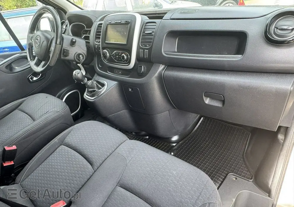 OPEL Vivaro 