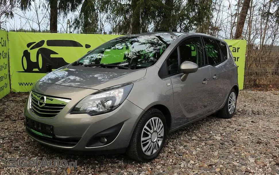 OPEL Meriva 1.4 T Cosmo