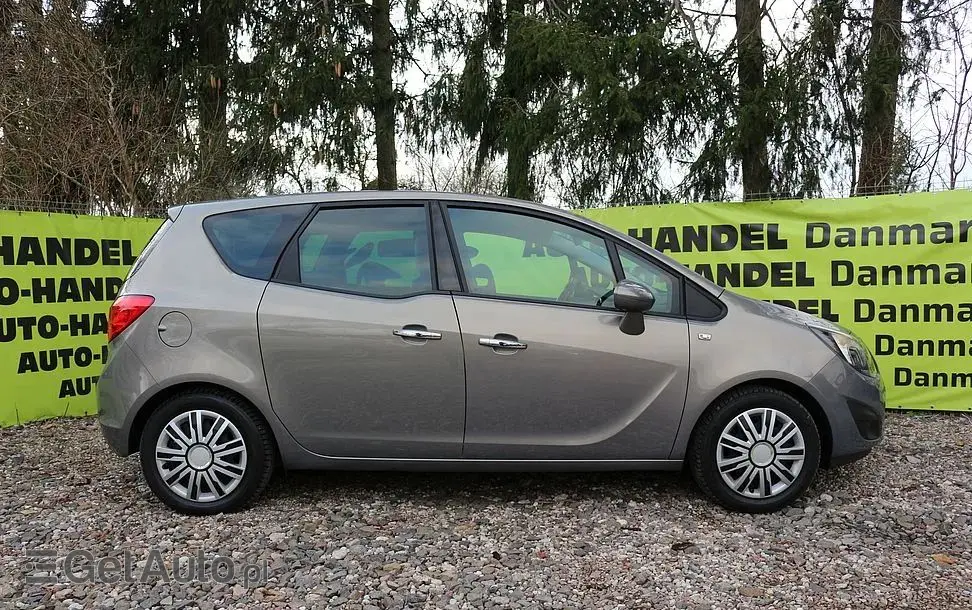 OPEL Meriva 1.4 T Cosmo
