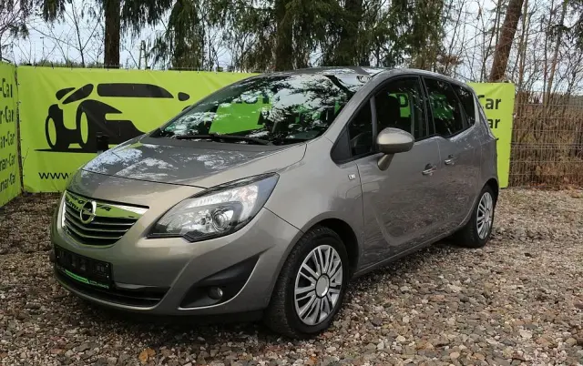 OPEL Meriva 1.4 T Cosmo