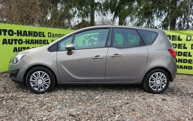 OPEL Meriva 1.4 T Cosmo
