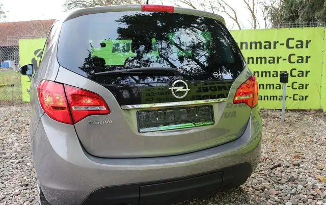 OPEL Meriva 1.4 T Cosmo