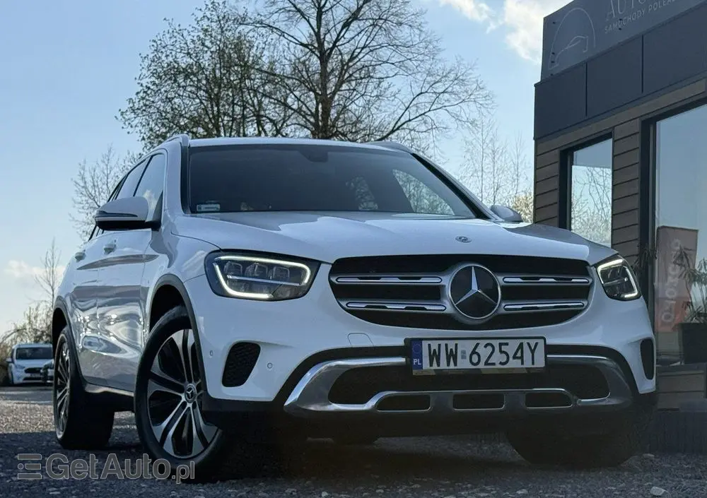 MERCEDES-BENZ GLC 