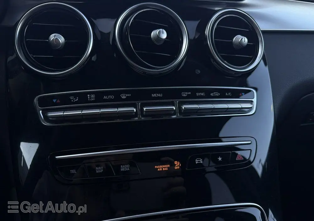 MERCEDES-BENZ GLC 