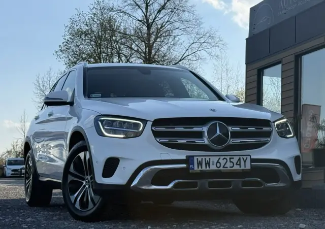 MERCEDES-BENZ GLC 