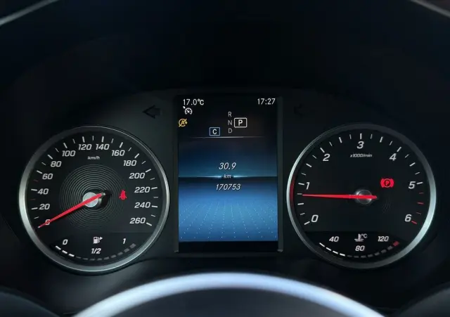 MERCEDES-BENZ GLC 