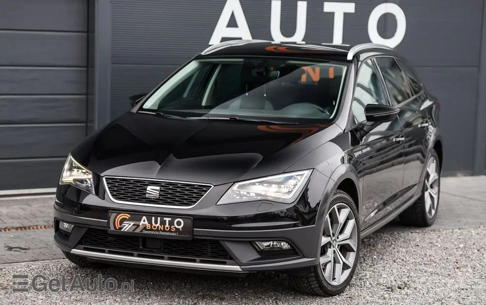 SEAT Leon 2.0 TDI DPF Start&Stop DSG XCELLENCE