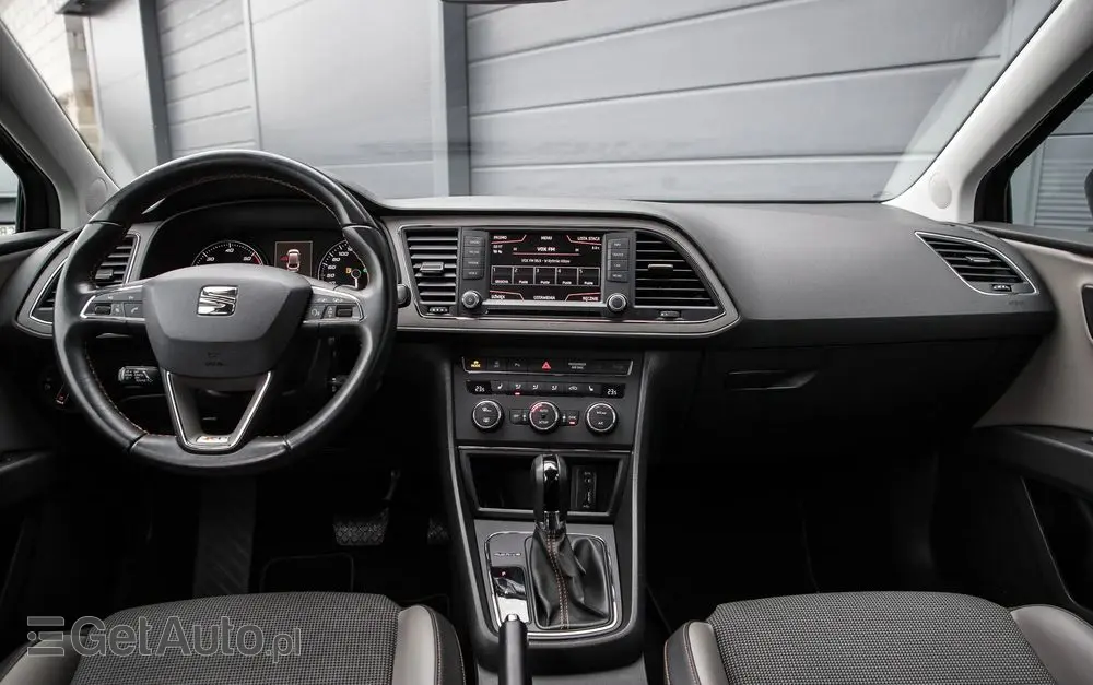 SEAT Leon 2.0 TDI DPF Start&Stop DSG XCELLENCE