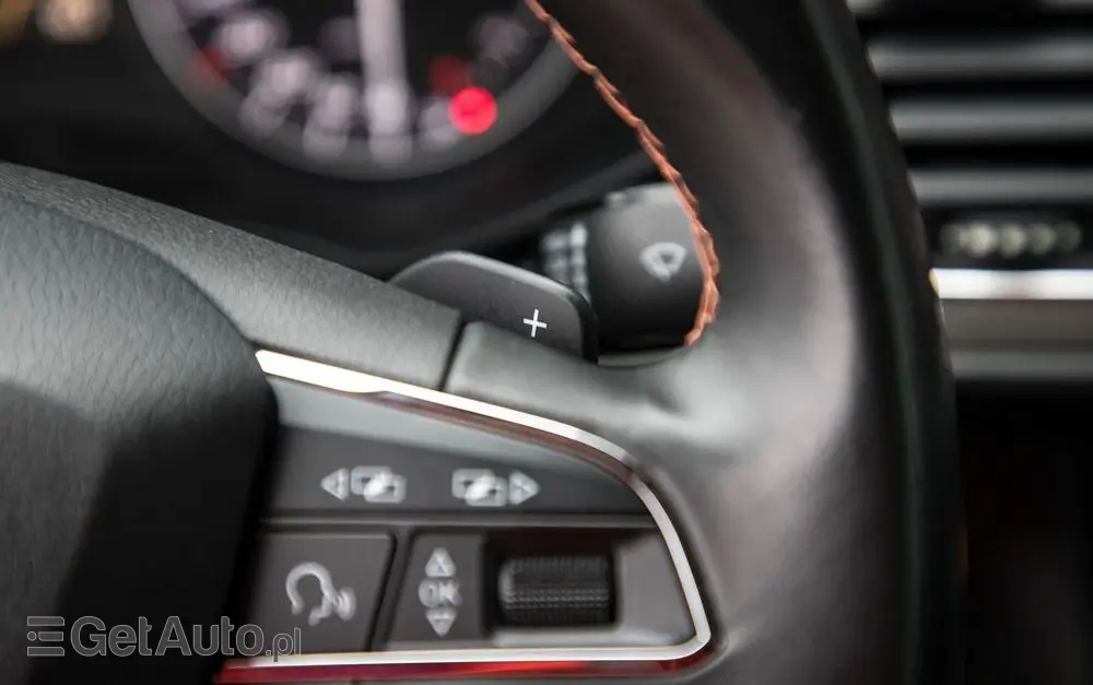 SEAT Leon 2.0 TDI DPF Start&Stop DSG XCELLENCE