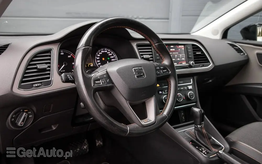 SEAT Leon 2.0 TDI DPF Start&Stop DSG XCELLENCE