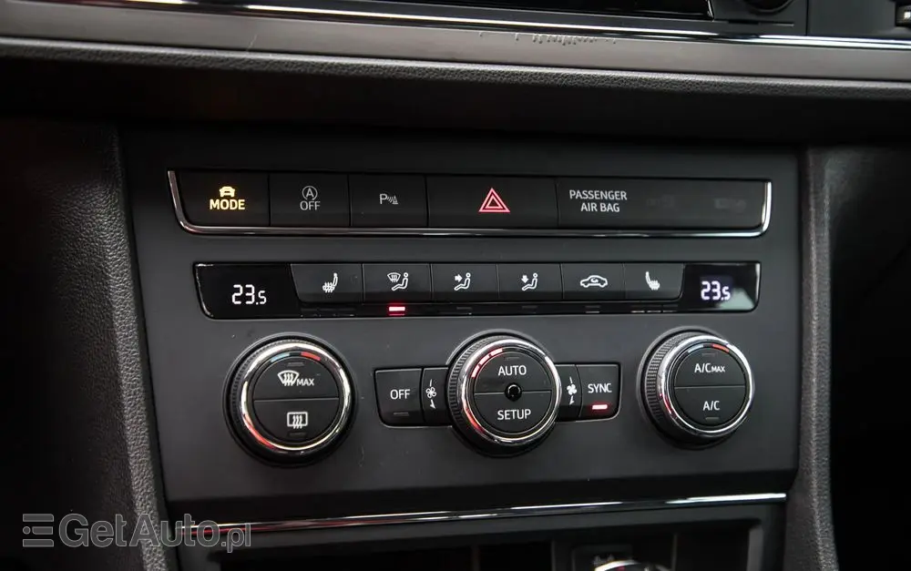 SEAT Leon 2.0 TDI DPF Start&Stop DSG XCELLENCE