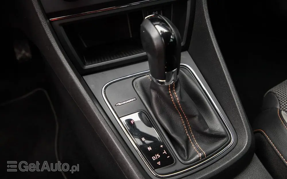 SEAT Leon 2.0 TDI DPF Start&Stop DSG XCELLENCE