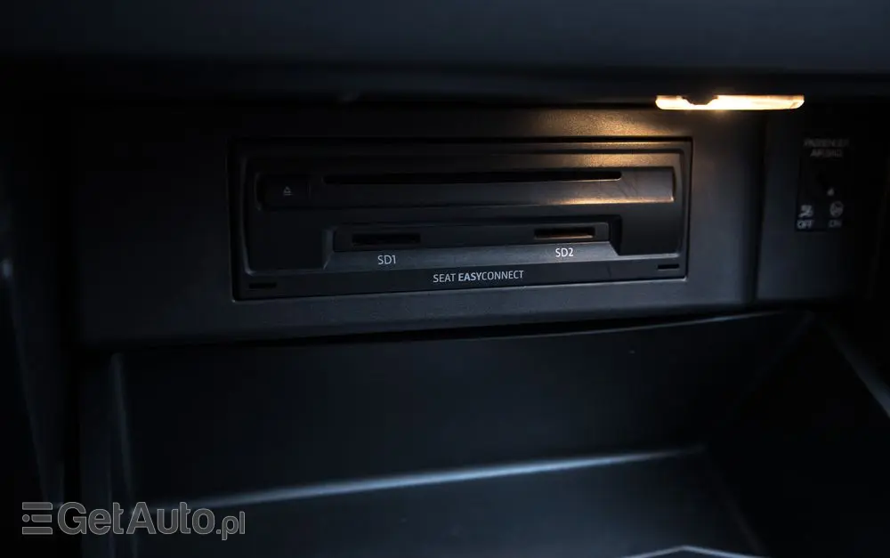 SEAT Leon 2.0 TDI DPF Start&Stop DSG XCELLENCE