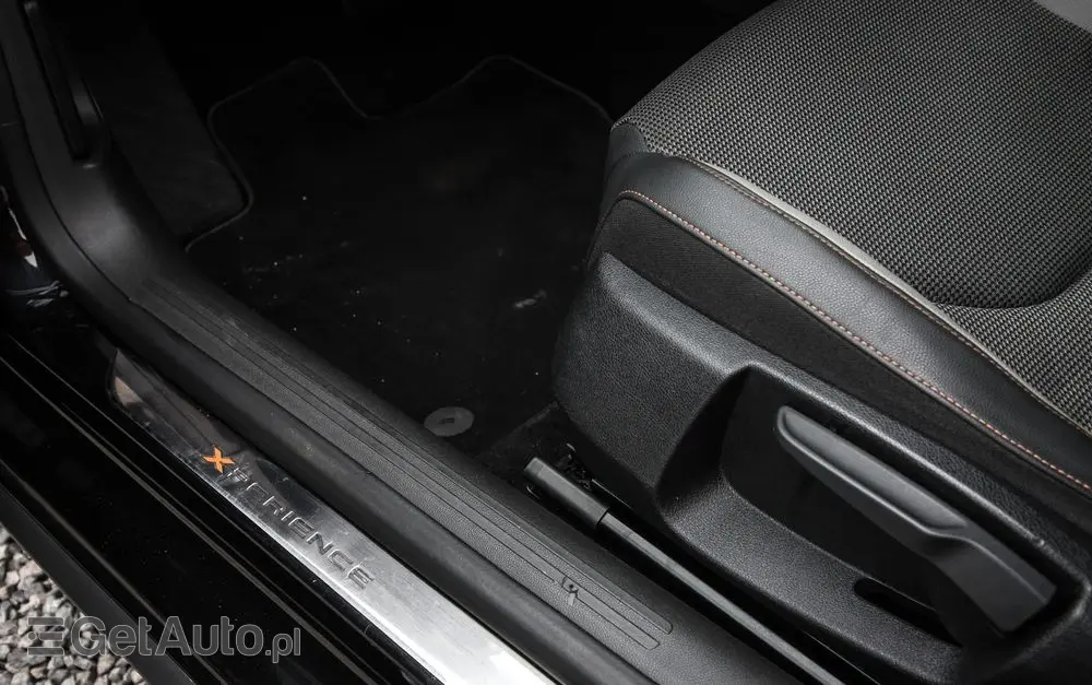 SEAT Leon 2.0 TDI DPF Start&Stop DSG XCELLENCE