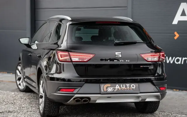 SEAT Leon 2.0 TDI DPF Start&Stop DSG XCELLENCE