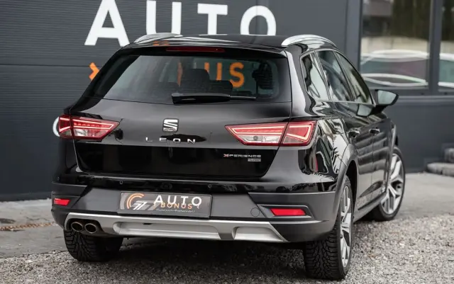 SEAT Leon 2.0 TDI DPF Start&Stop DSG XCELLENCE