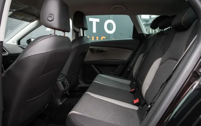 SEAT Leon 2.0 TDI DPF Start&Stop DSG XCELLENCE