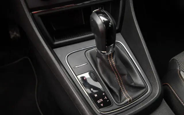 SEAT Leon 2.0 TDI DPF Start&Stop DSG XCELLENCE