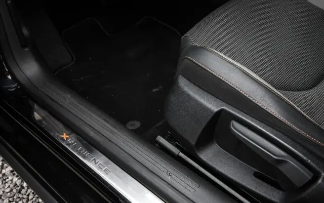 SEAT Leon 2.0 TDI DPF Start&Stop DSG XCELLENCE