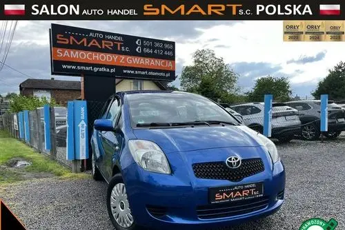 TOYOTA Yaris 