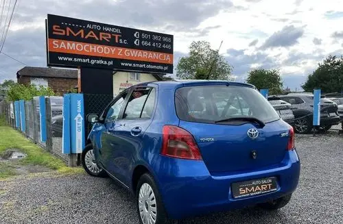 TOYOTA Yaris 