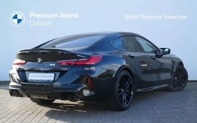 BMW M8 