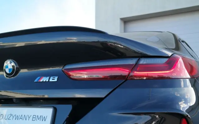 BMW M8 
