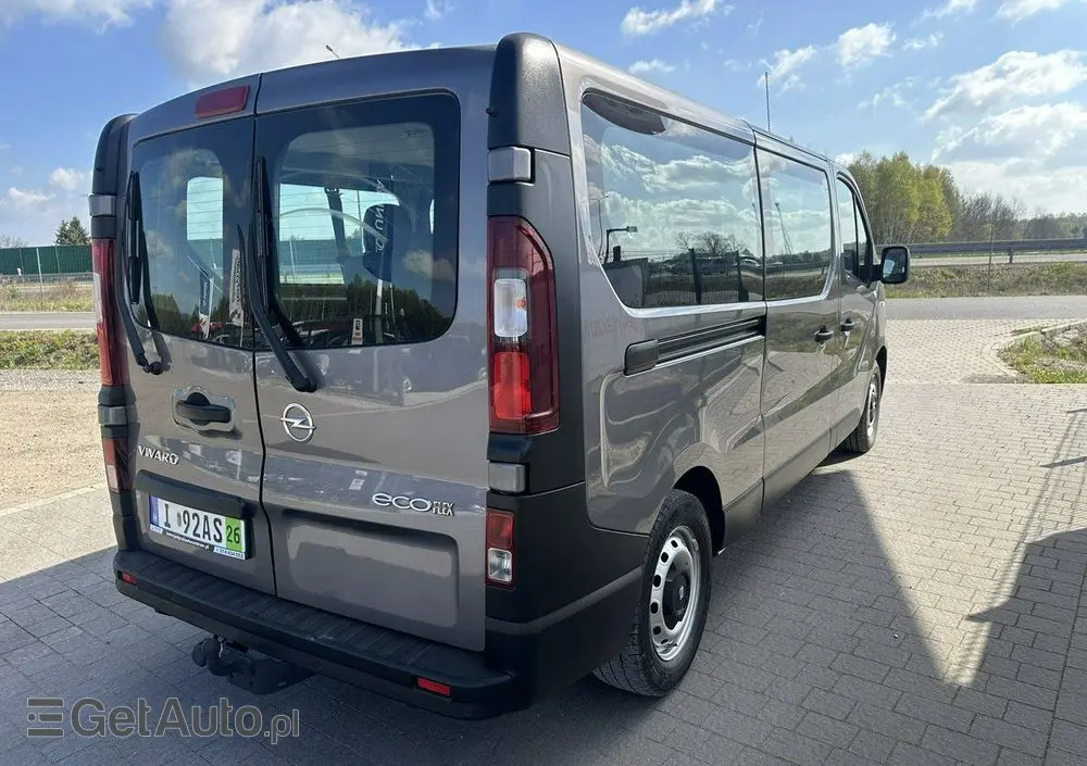 OPEL Vivaro 