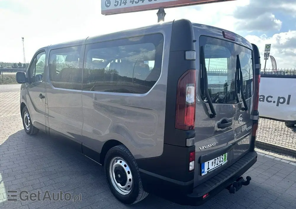 OPEL Vivaro 