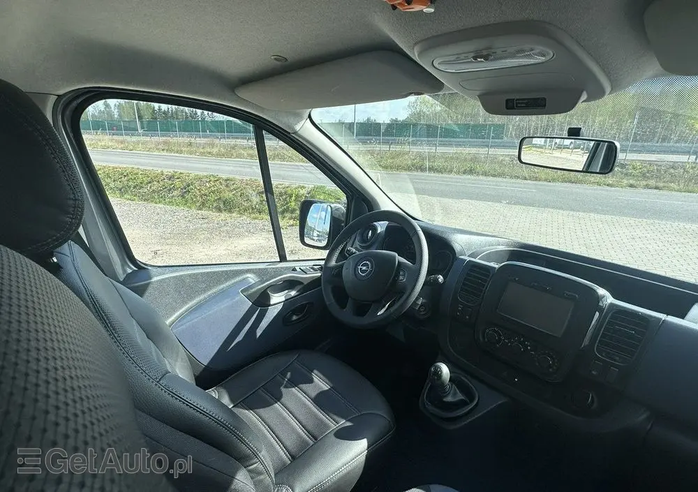 OPEL Vivaro 