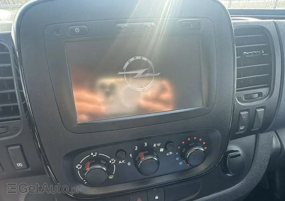 OPEL Vivaro 