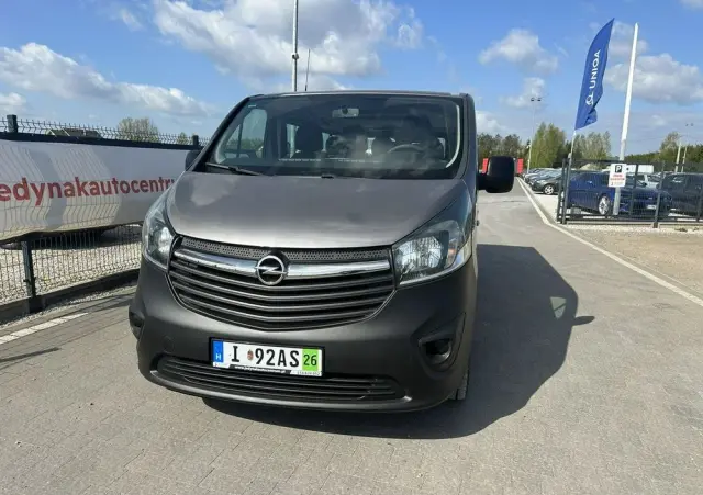 OPEL Vivaro 