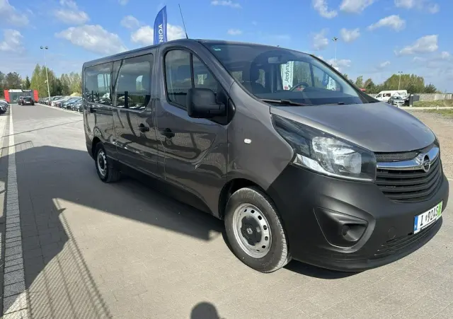 OPEL Vivaro 